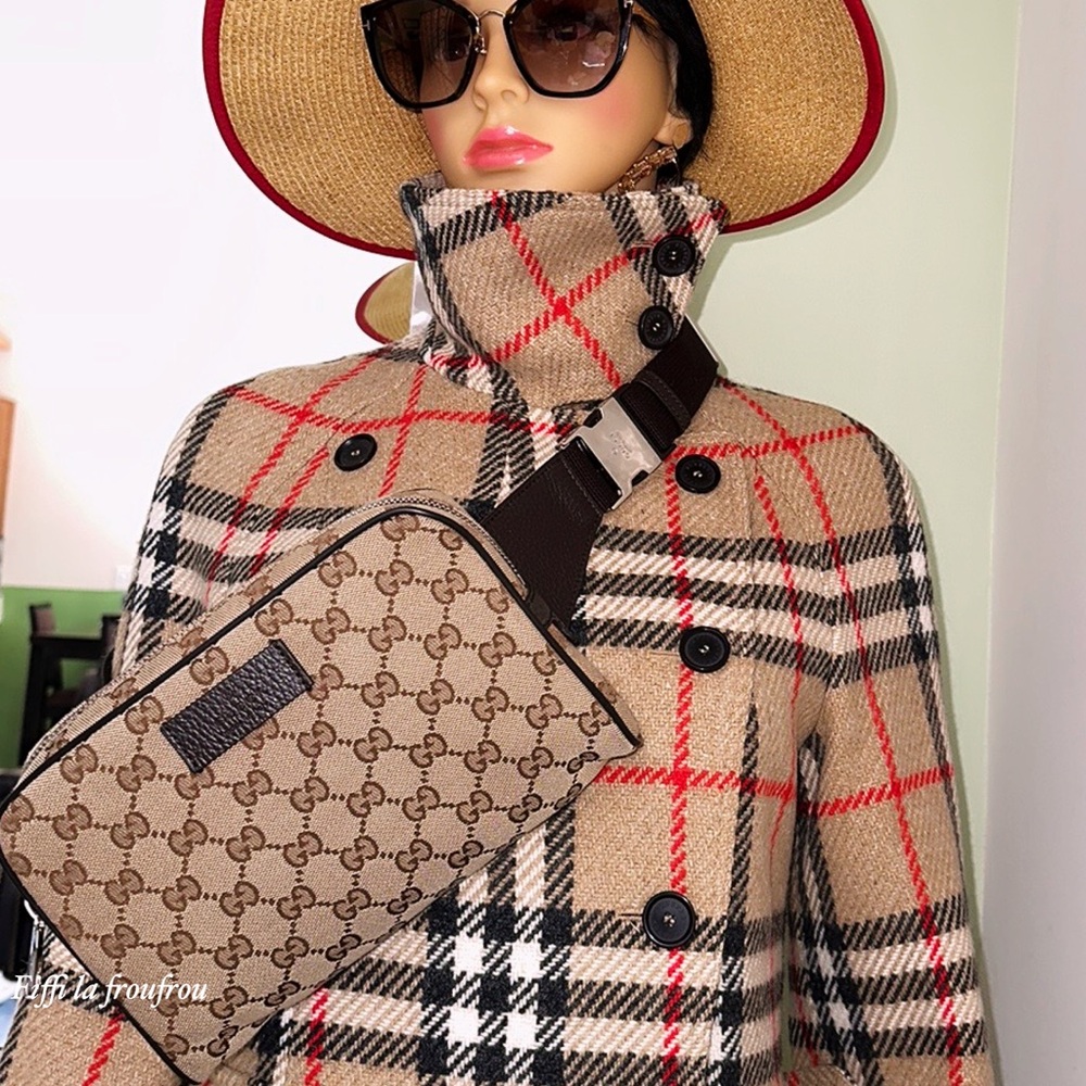 Authentic Gucci body bag